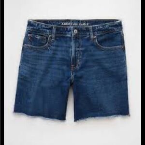 NWT! American Eagle Low Rise Baggy Denim Jean Shorts 12 Jorts